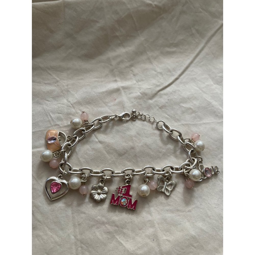 #1 Mom Silver Tone Pink/White Chain Link Charm Bracelet - Picture 9 of 13